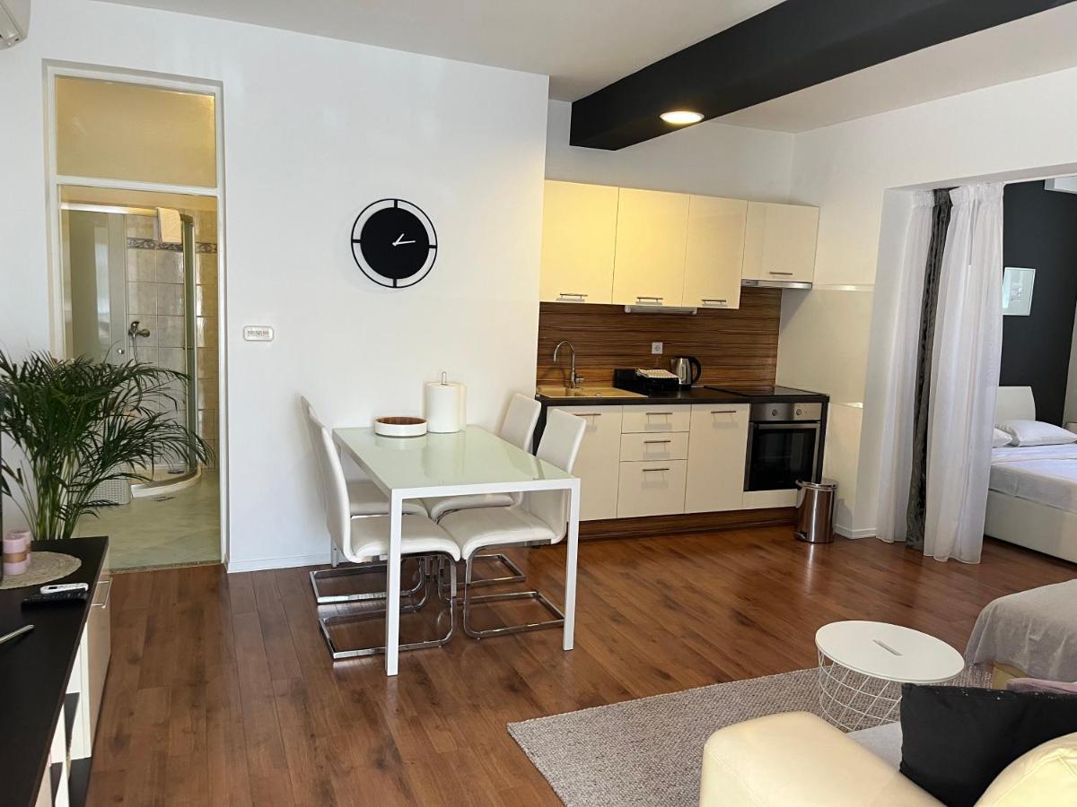 Apartment Studio Marina